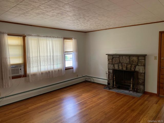 10 Wood Avenue, Cold Spring, NY 10516