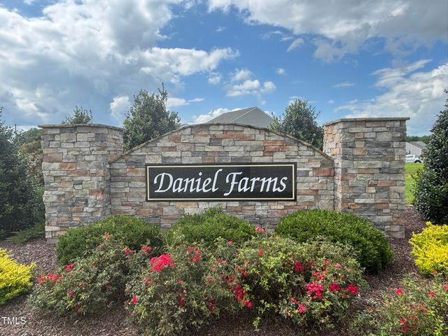 576 Highview Drive, Benson, NC 27504