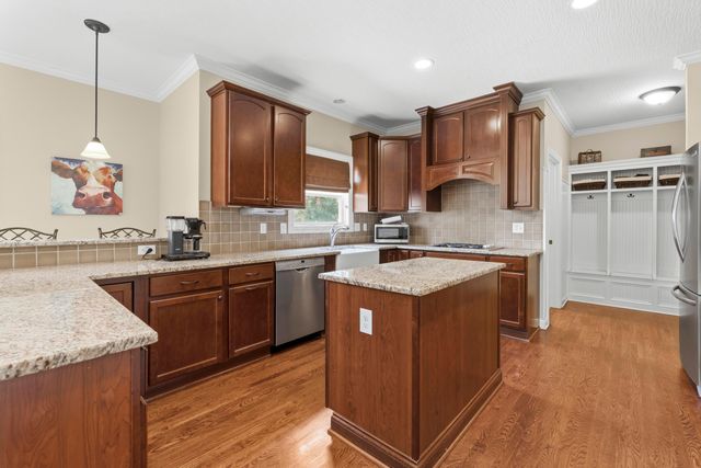 4982 Normandy Drive, Galena, OH 43021