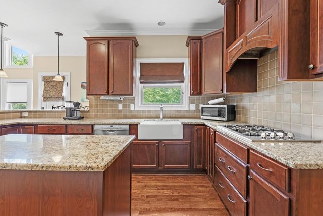 4982 Normandy Drive, Galena, OH 43021