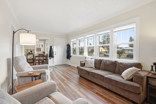 1023 E Queen Ave, Spokane, WA 99207