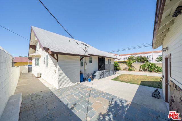 804 W 55th Street, Los Angeles, CA 90037