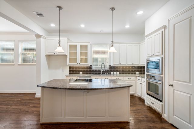 546 El Camino Drive, Frisco, TX 75036