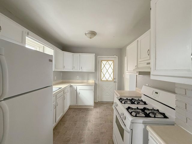 1841 Avenue Of The Cities Avenue, Moline, IL 61265