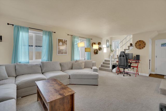 403 S Acacia, Ripon, CA 95366