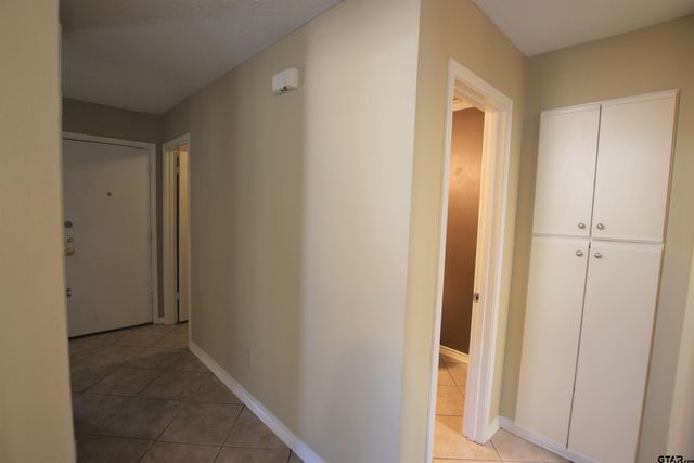 5875 Creekside, Tyler, TX 75703