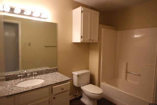 5875 Creekside, Tyler, TX 75703