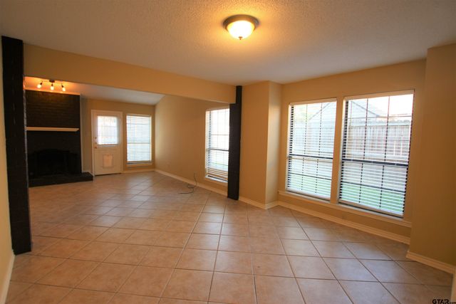 5875 Creekside, Tyler, TX 75703