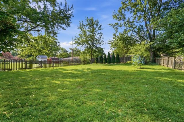 72 Martha Avenue, Centerville, OH 45458