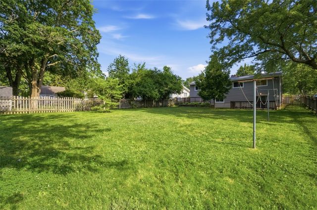 72 Martha Avenue, Centerville, OH 45458