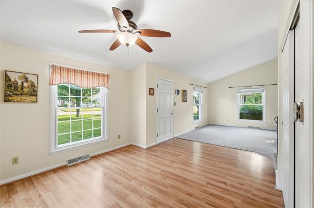 72 Martha Avenue, Centerville, OH 45458