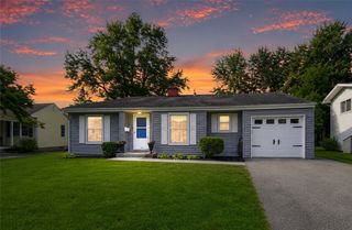 72 Martha Avenue, Centerville, OH 45458