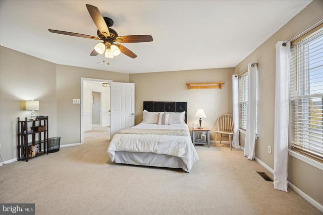 45 TANGLEWOOD DR, Schwenksville, PA 19473