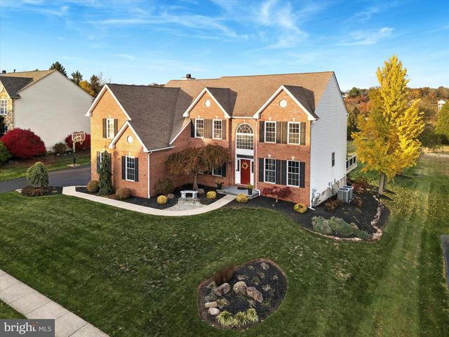 45 TANGLEWOOD DR, Schwenksville, PA 19473