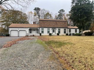 119 Woodlawn NE Drive, Marietta, GA 30067