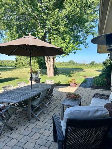 25730 N Eagle Drive, Mundelein, IL 60060