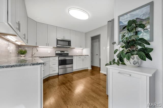 12034 Debonnaire Drive, St Louis, MO 63146