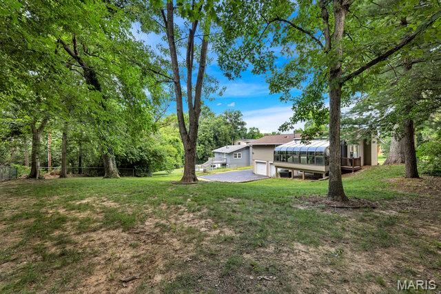 12034 Debonnaire Drive, St Louis, MO 63146