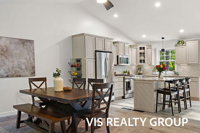 14260 Virginia Way, Grand Haven, MI 49417