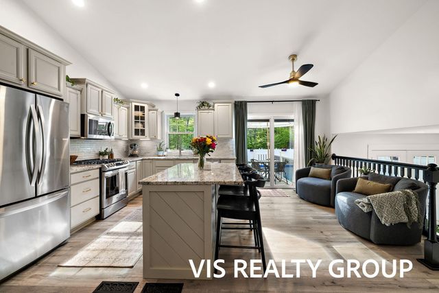 14260 Virginia Way, Grand Haven, MI 49417