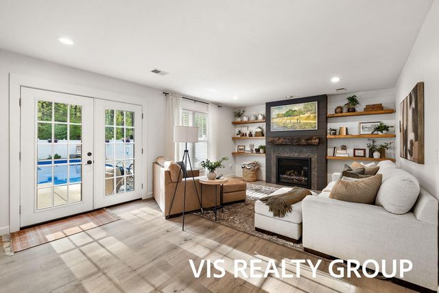 14260 Virginia Way, Grand Haven, MI 49417