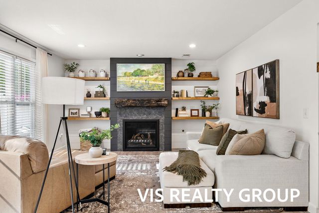 14260 Virginia Way, Grand Haven, MI 49417