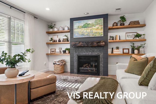 14260 Virginia Way, Grand Haven, MI 49417