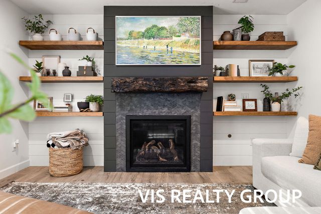 14260 Virginia Way, Grand Haven, MI 49417