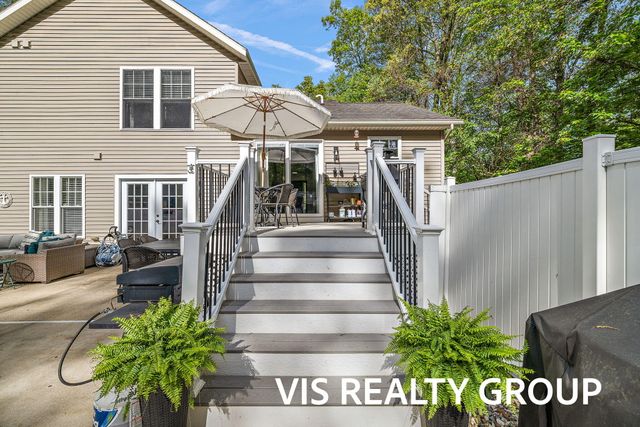 14260 Virginia Way, Grand Haven, MI 49417