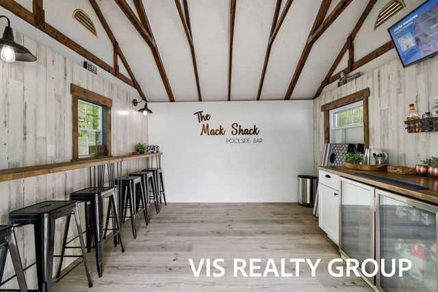 14260 Virginia Way, Grand Haven, MI 49417