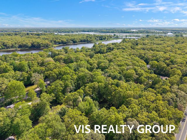 14260 Virginia Way, Grand Haven, MI 49417