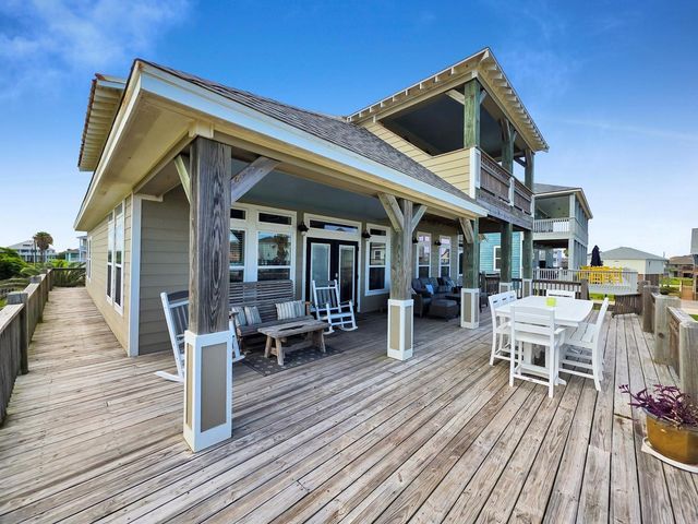 2139 Gulf, Crystal Beach, TX 77650