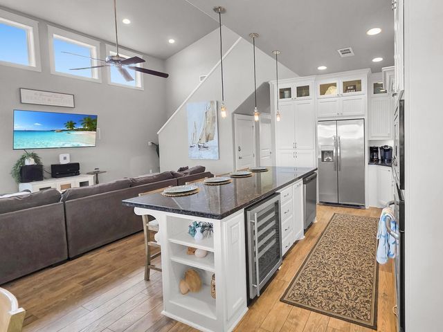 2139 Gulf, Crystal Beach, TX 77650