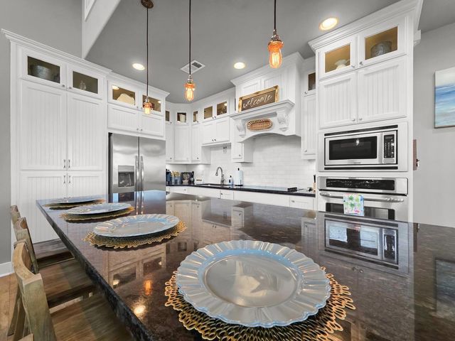 2139 Gulf, Crystal Beach, TX 77650