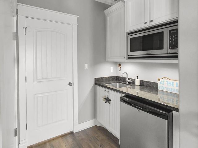 2139 Gulf, Crystal Beach, TX 77650