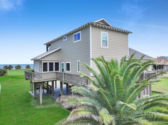 2139 Gulf, Crystal Beach, TX 77650