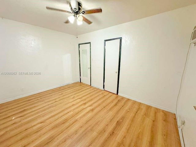 3913 SW 28th St, West Park, FL 33023