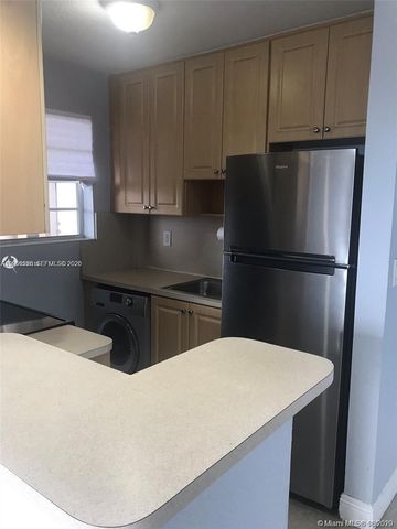 110 SE 2nd St 312, Hallandale Beach, FL 33009