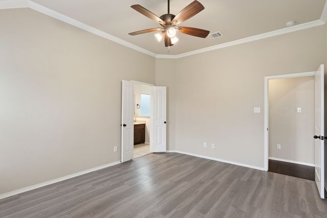 106 Poinsetta Drive, Palmer, TX 75152