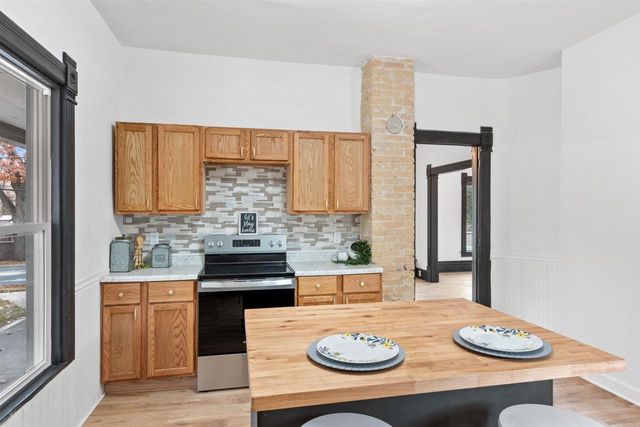 144 E PARK STREET, Montello, WI 53949