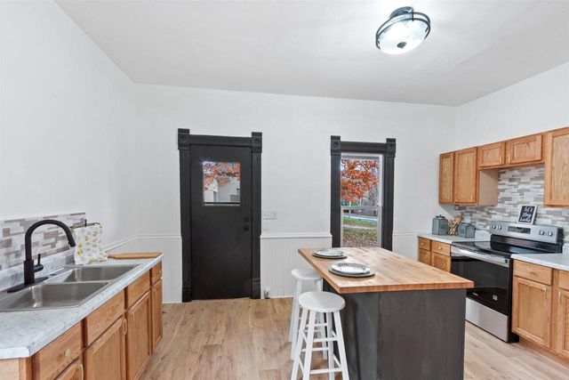 144 E PARK STREET, Montello, WI 53949