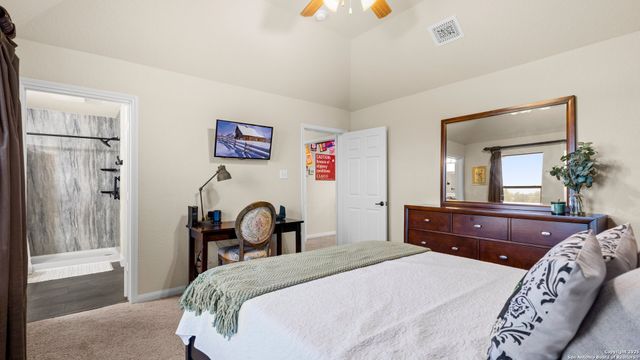 5820 Saint Andrews, Schertz, TX 78108