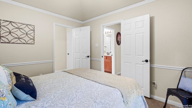5820 Saint Andrews, Schertz, TX 78108