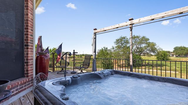5820 Saint Andrews, Schertz, TX 78108