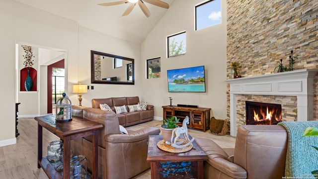 5820 Saint Andrews, Schertz, TX 78108