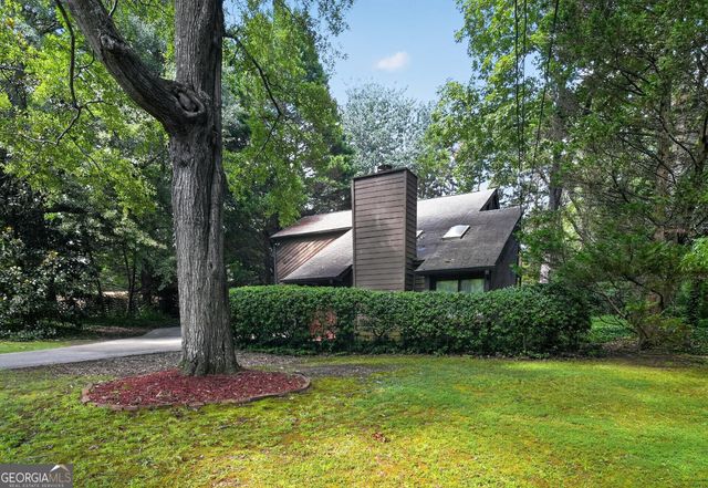 612 Tom Smith Road SW, Lilburn, GA 30047