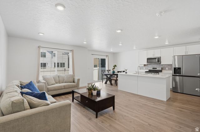 3832 W 930 N, Lehi, UT 84043