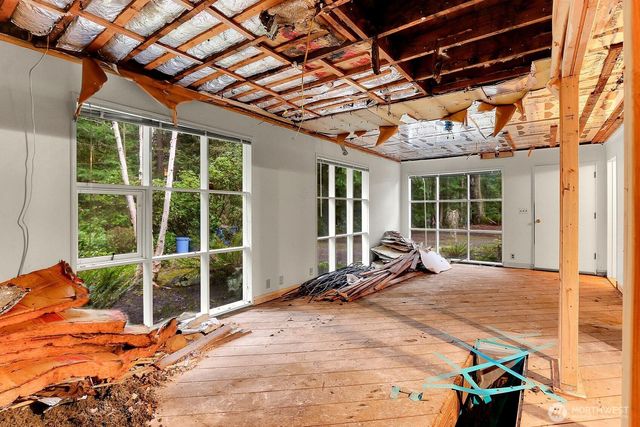 10815 Algonquin Road, Woodway, WA 98020