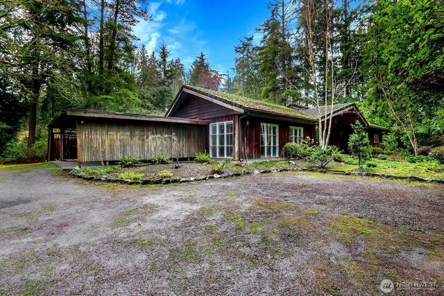 10815 Algonquin Road, Woodway, WA 98020