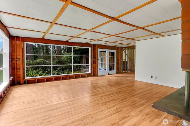 10815 Algonquin Road, Woodway, WA 98020